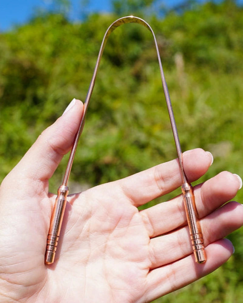 Limpador de Língua de Cobre - Elimine Bactérias e Tenha um Hálito Fresco - Ayur Brasil