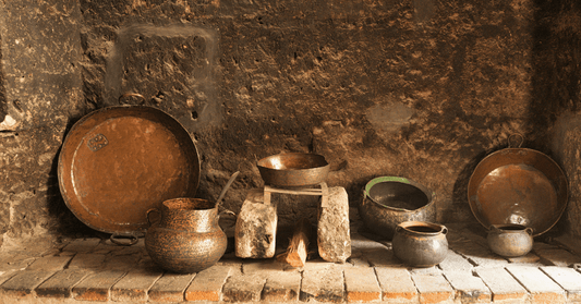 “Tamra” – O Cobre e Seus Benefícios: Por que a Ayurveda Confia no Cobre para Digestão, Imunidade e Muito Mais