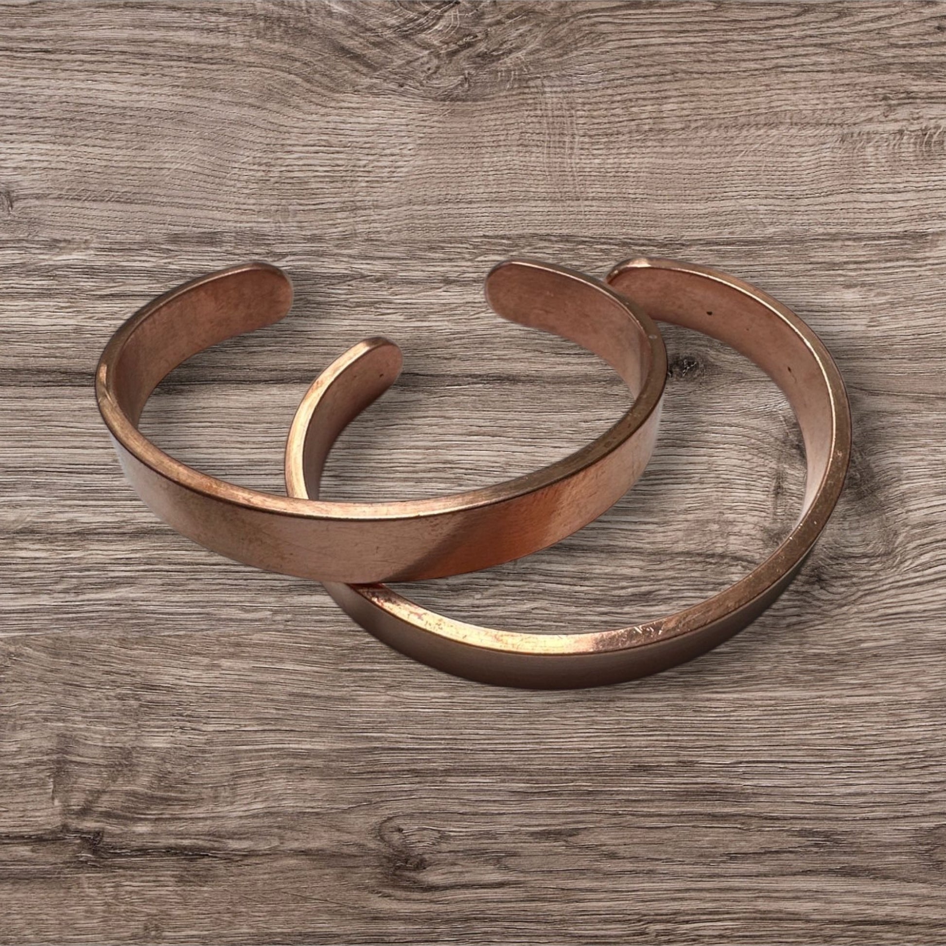 ritual ayurvédico com pulseira de cobre